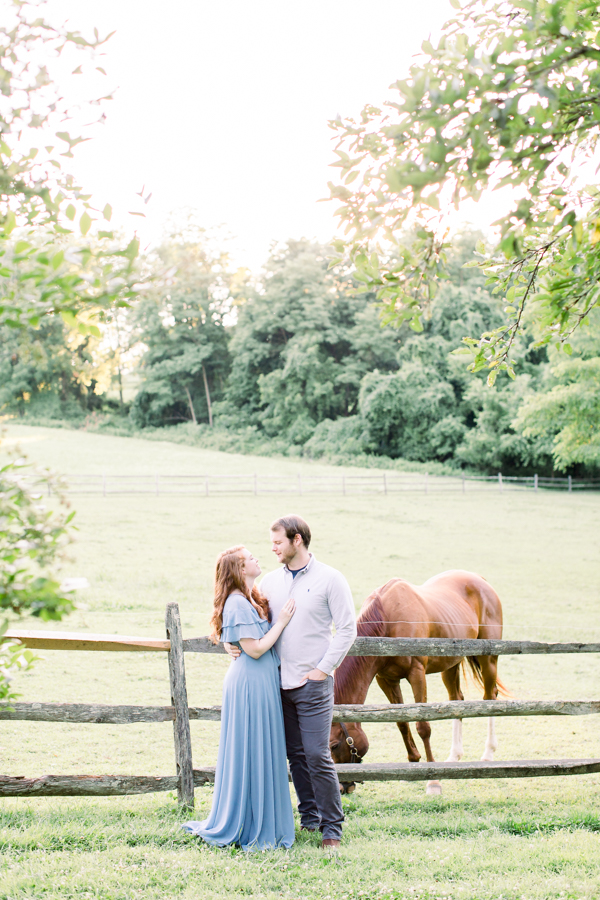 philadelphiamainlineengagementmainlinephotographerlavenderfieldengagementsessionanniversary